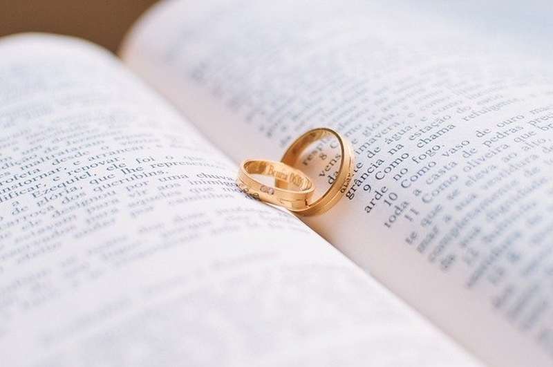  zlati poročni prstani
